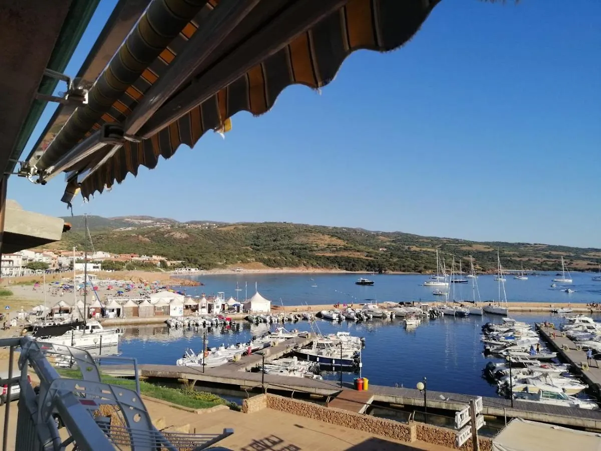 Appartamento Fronte mare Bella Vista Isola Rossa Italia
