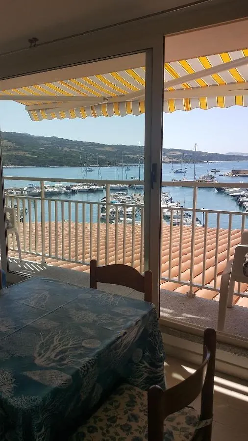 Appartamento Fronte mare Bella Vista Isola Rossa Italia